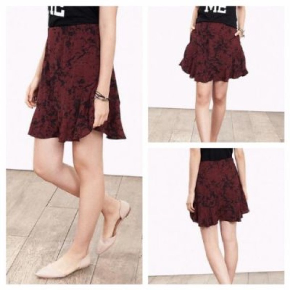 Banana Republic Flounce Skirt with Pockets Size 10